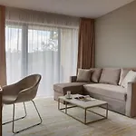 公寓式酒店 Five Seasons