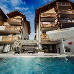 公寓式酒店 Five Seasons