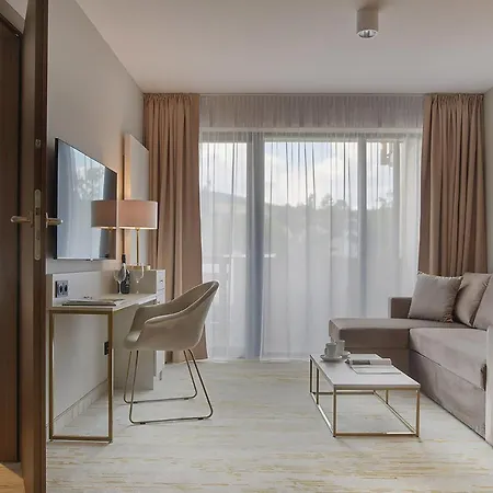 Five Seasons Apart-hotel 4*