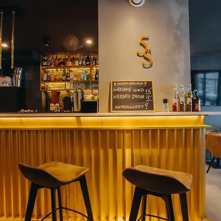 Apart-hotel Five Seasons