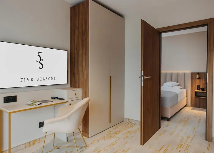 Ξενοδοχείο με διαμερίσματα Five Seasons