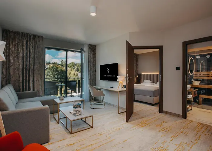 Five Seasons Ξενοδοχείο με διαμερίσματα