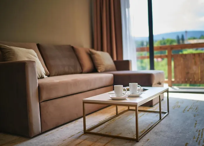 Five Seasons Lägenhetshotell 4*