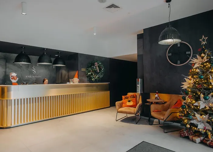 Five Seasons Ξενοδοχείο με διαμερίσματα