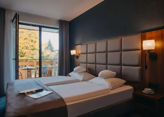 Ξενοδοχείο με διαμερίσματα Five Seasons